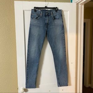 Levi's High Rise Women's Jeans in Light Blue Wash. See measurements in photos.